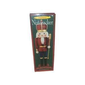 Nutcracker 15" Wooden Hand Painted Guard
